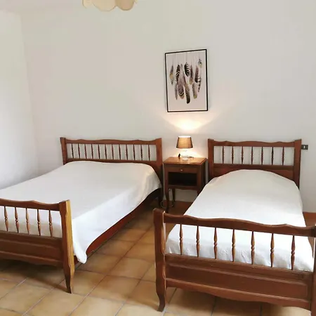 Holiday home Desix *