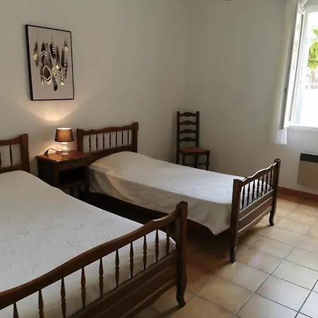 בית נופש Desix